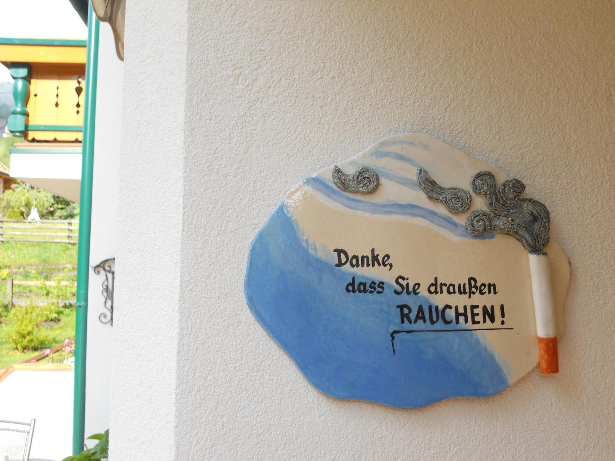 Gaestehaus Macheiner Lessach Oberdorf Exterior foto