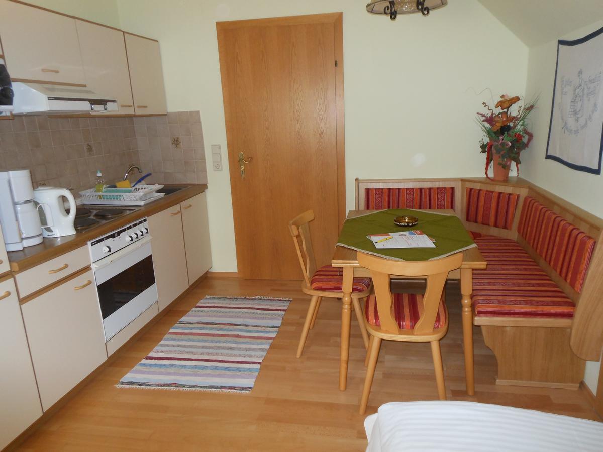 Gaestehaus Macheiner Lessach Oberdorf Exterior foto